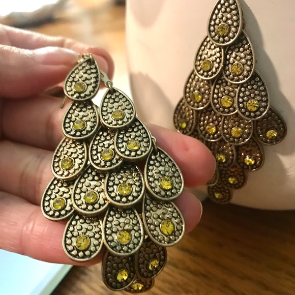 Gold and yellow earrings - Picture 2 of 4